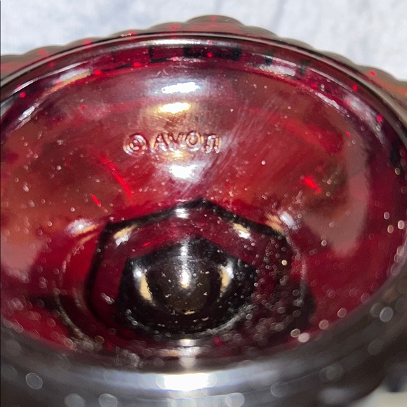 Avon Deep Red Glass Vase - Picture 8 of 13